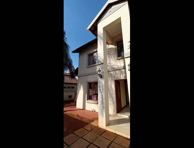 3 BEDROOM HOUSE FOR SALE IN GREEN ACRES ESTATE
